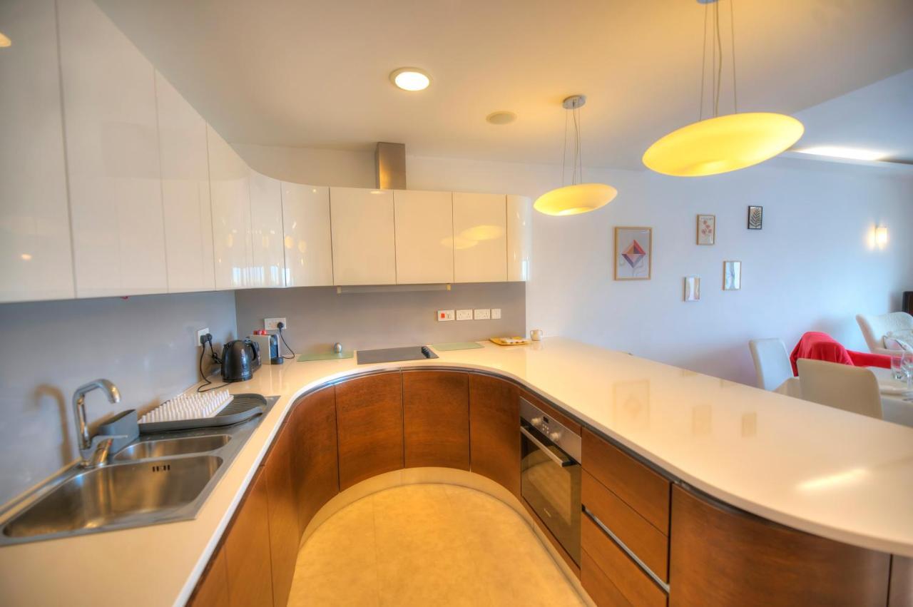 Spacious 3Bedrooms With Spectacular Views Goslm-6 สลีมา ภายนอก รูปภาพ